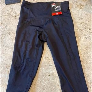 Women’s NWT Fila Capris, size XS